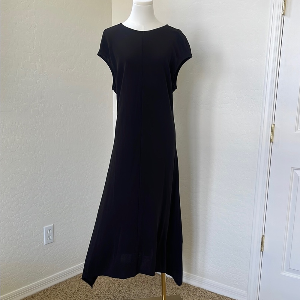 GSTQ Black Sheath Midi Dress with Crew Neck
